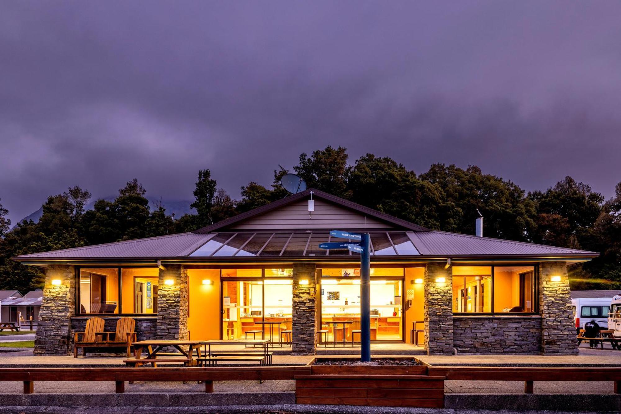 Fox Glacier Top 10 Holiday Park & Motels Zewnętrze zdjęcie